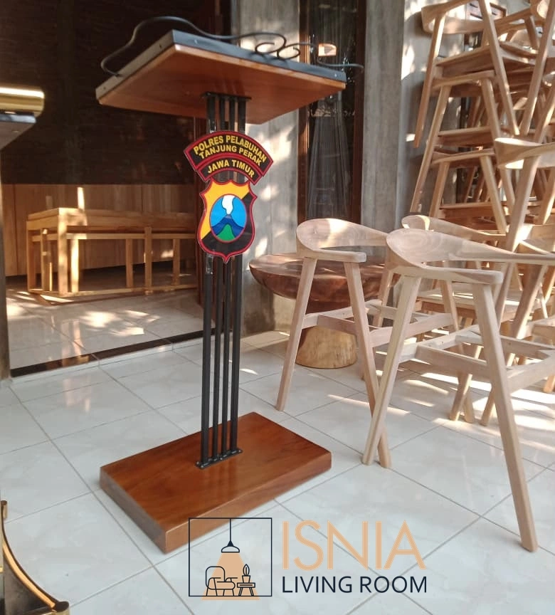 Podium Surabaya Besi Kayu Jati